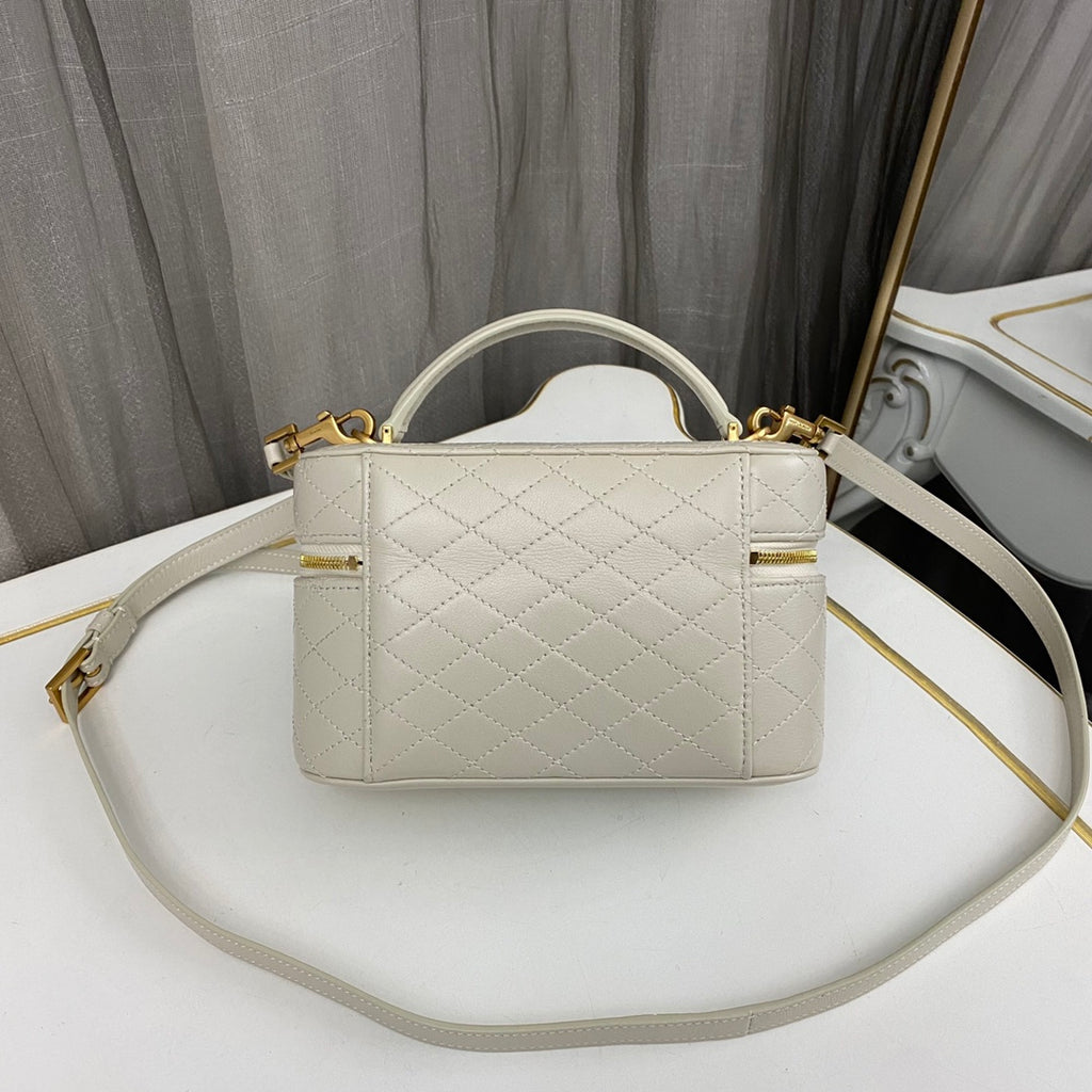 Blanc Vintage Gaby Vanity Bag