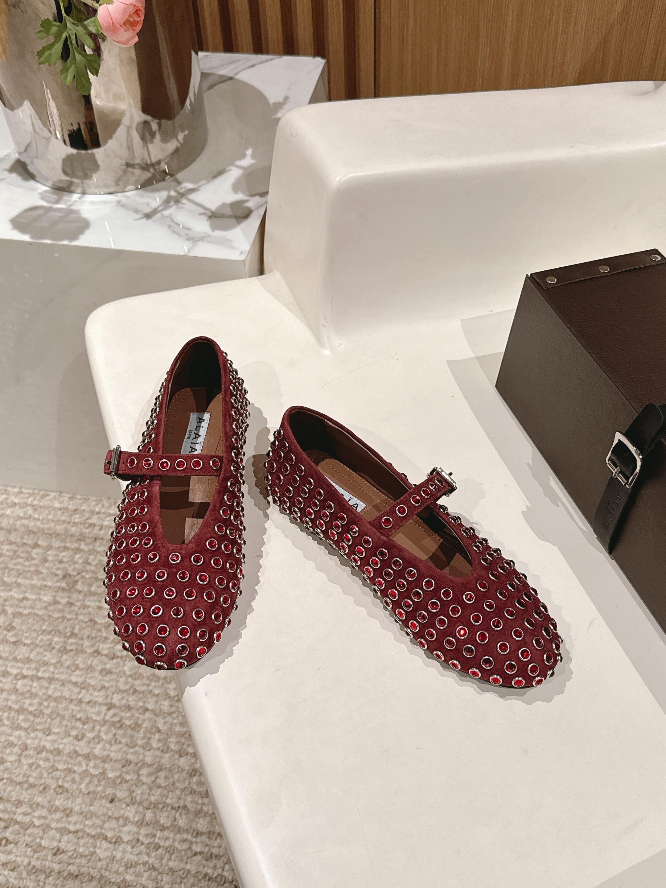 Red Strass Ballet Flats