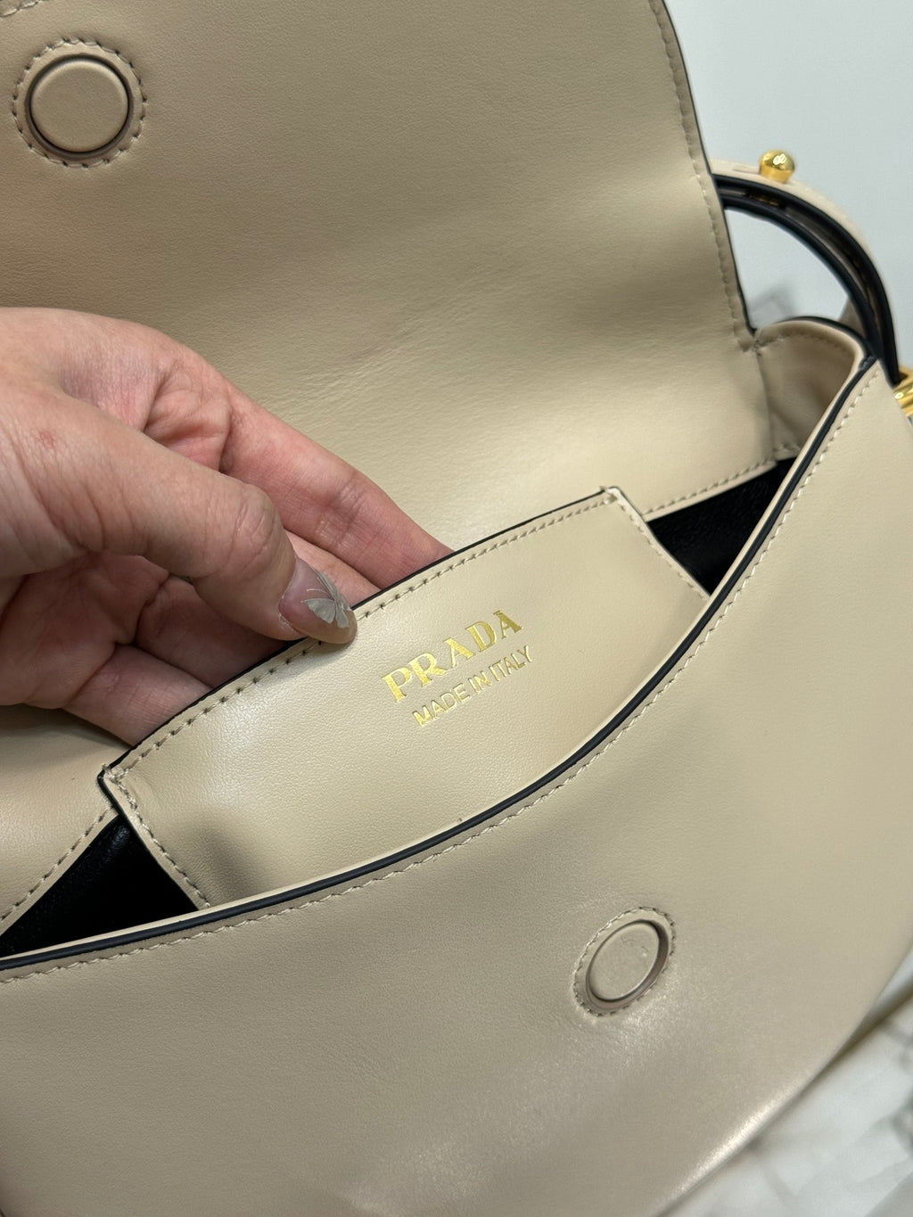 Travertine PA Leather Shoulder Bag With Flap