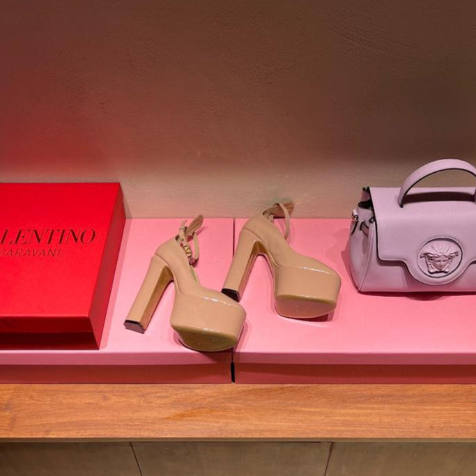 Nude TG Platfom Pump