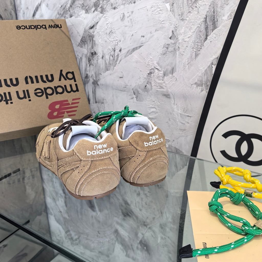 Ecru NxM 530 SL Suede Sneakers