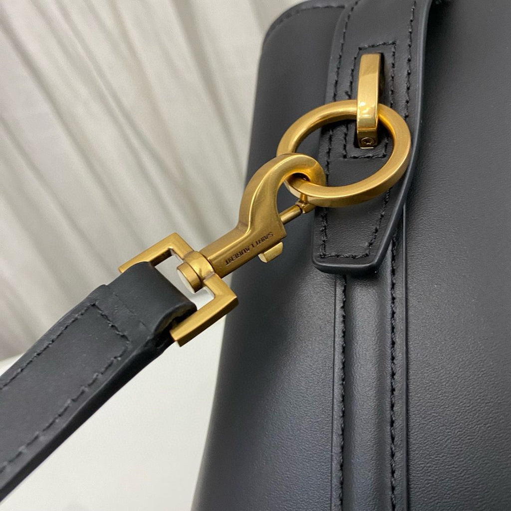 Black LE 37 Small Bag