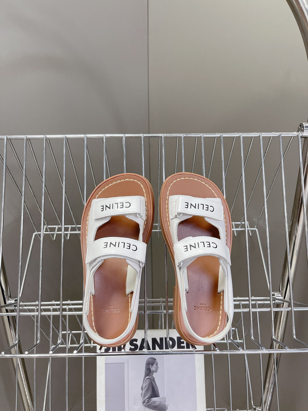 Optic White CL Scratchs Sandal