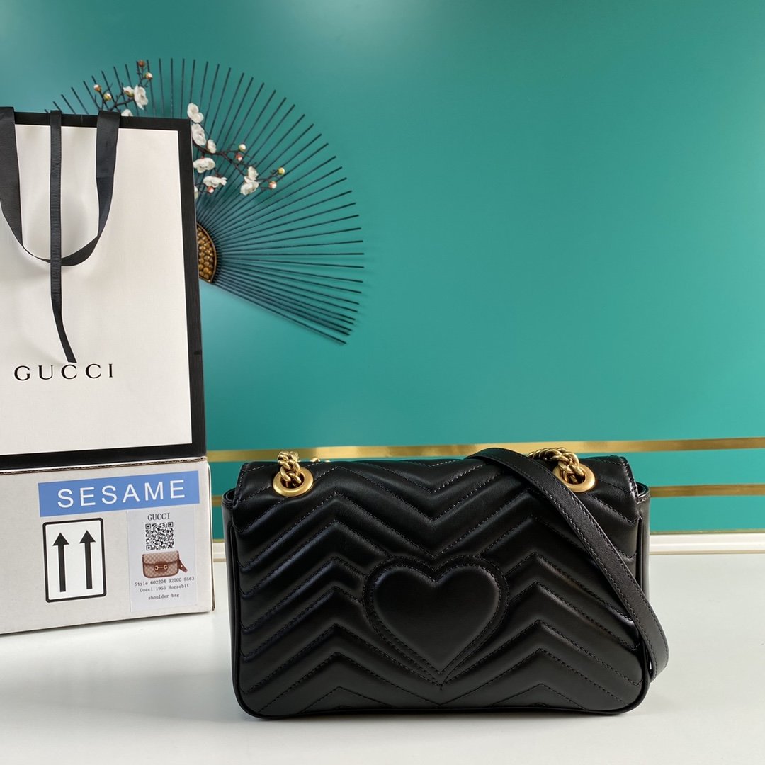 Black GM small shoulder bag