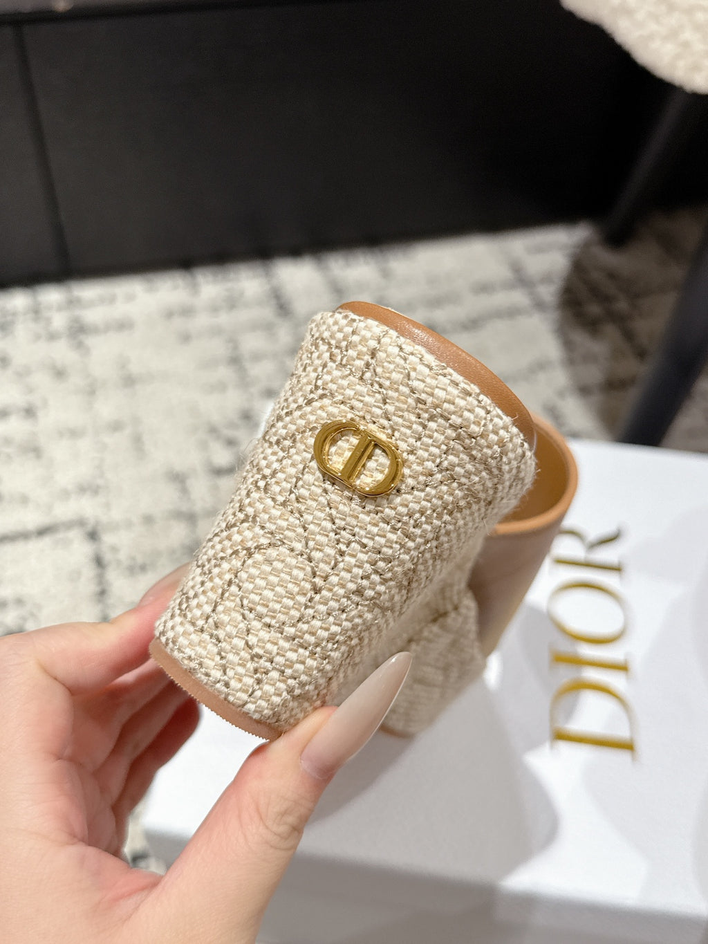 Camel Attitude Wedge Slide