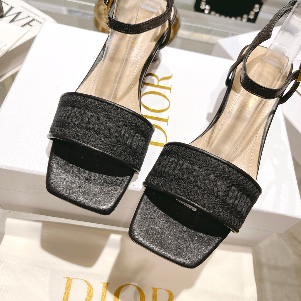 Black DD Heeled Sandal