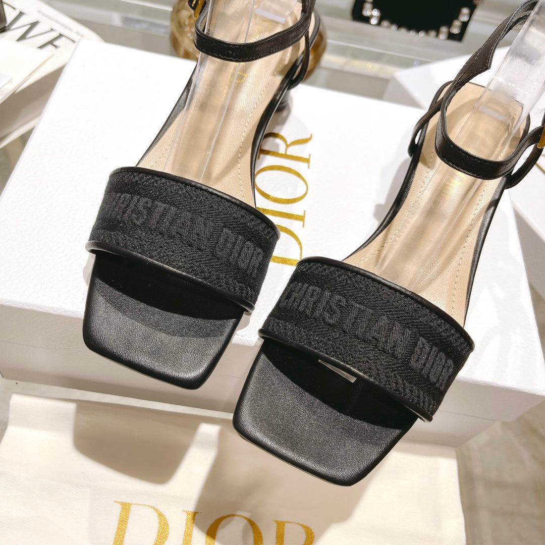 Black DD Heeled Sandal