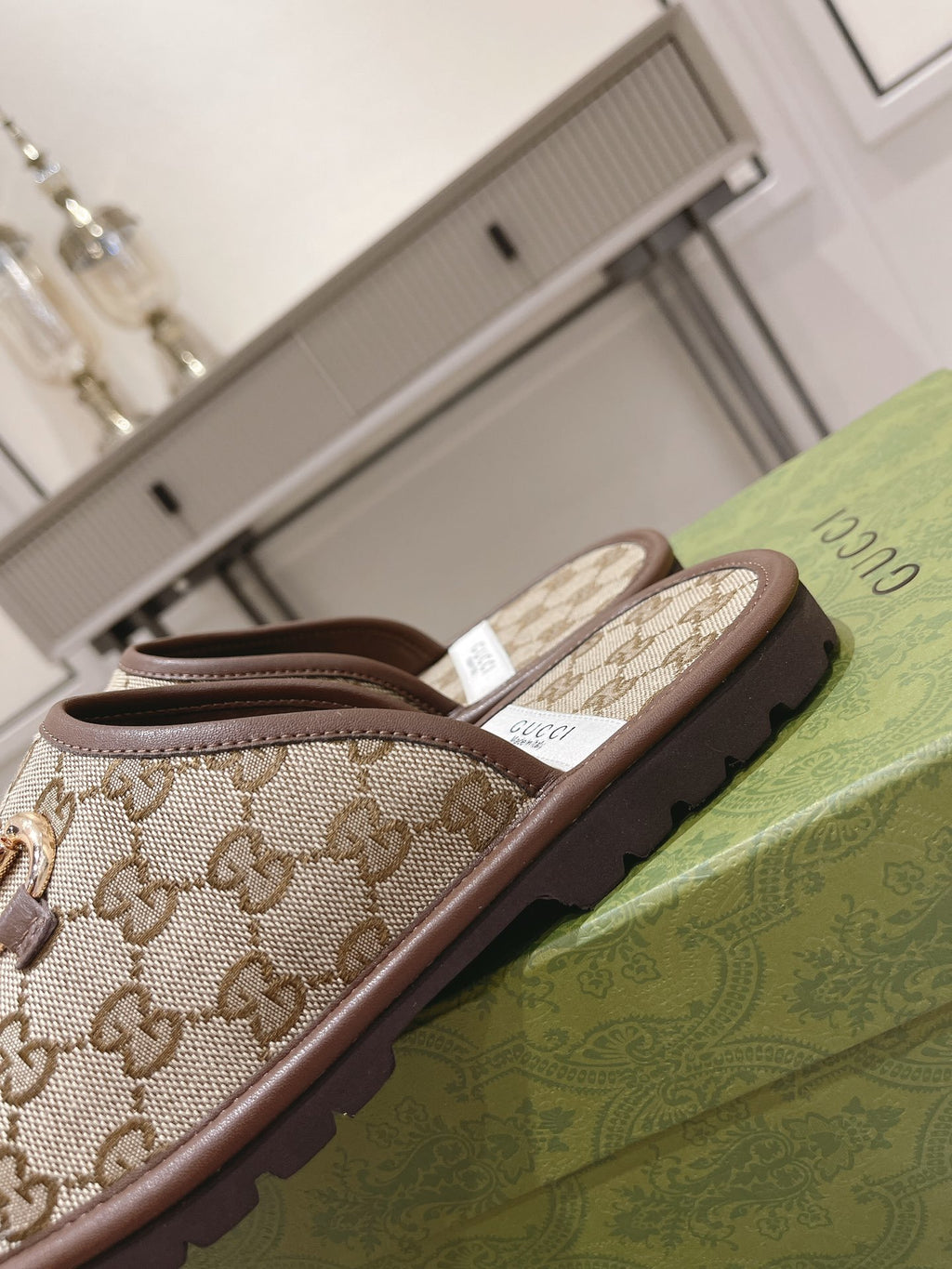 Beige GH men's slipper