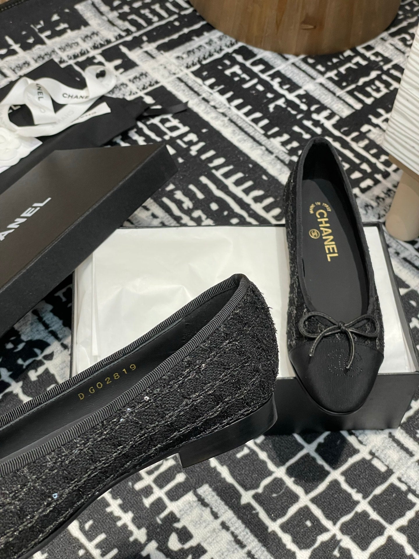 Black Glittered Tweed Ballet Flats