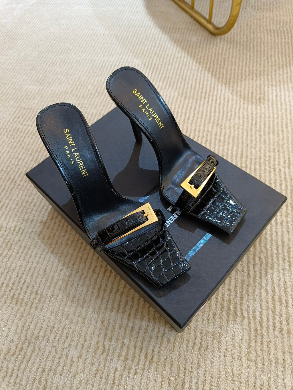 YL Mules In Crocodile-Embossed Leather