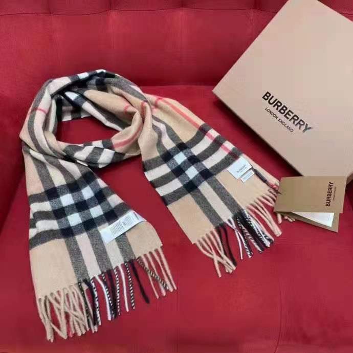 Beige classic TC cashmere scarf