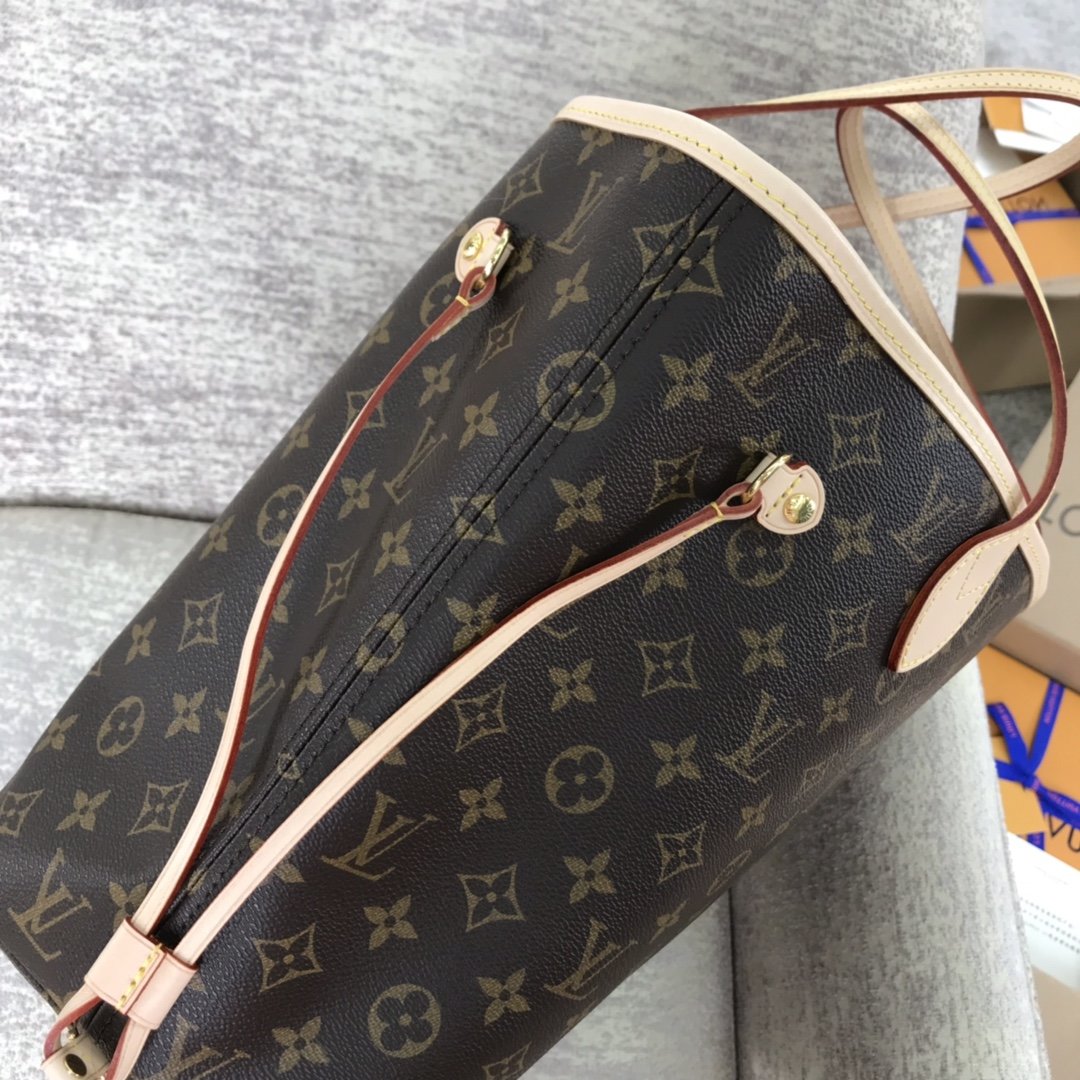 Red LN medium tote bag