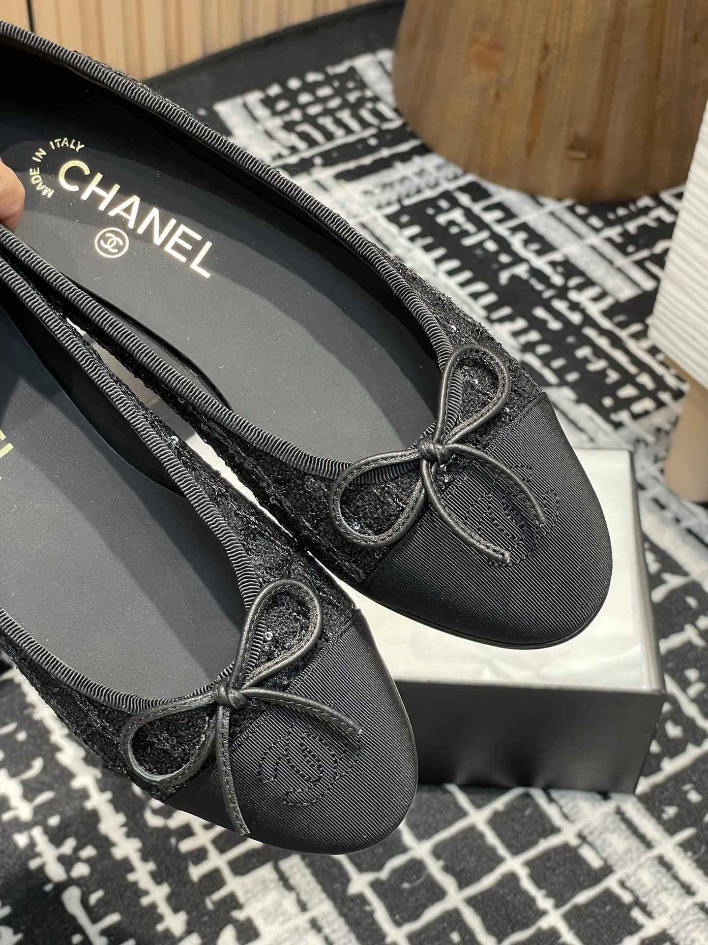 Black Glittered Tweed Ballet Flats