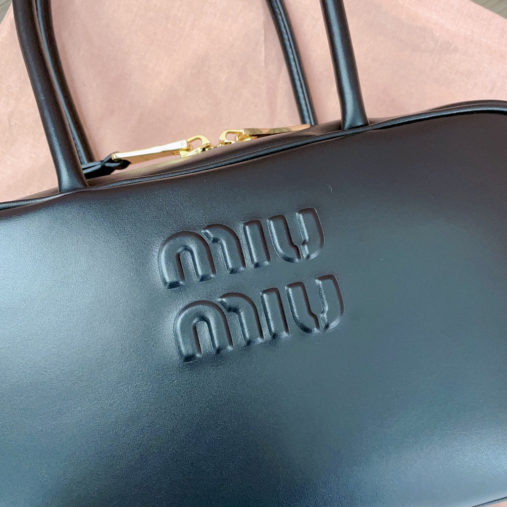 Black Beau Leather Top-Handle Bag