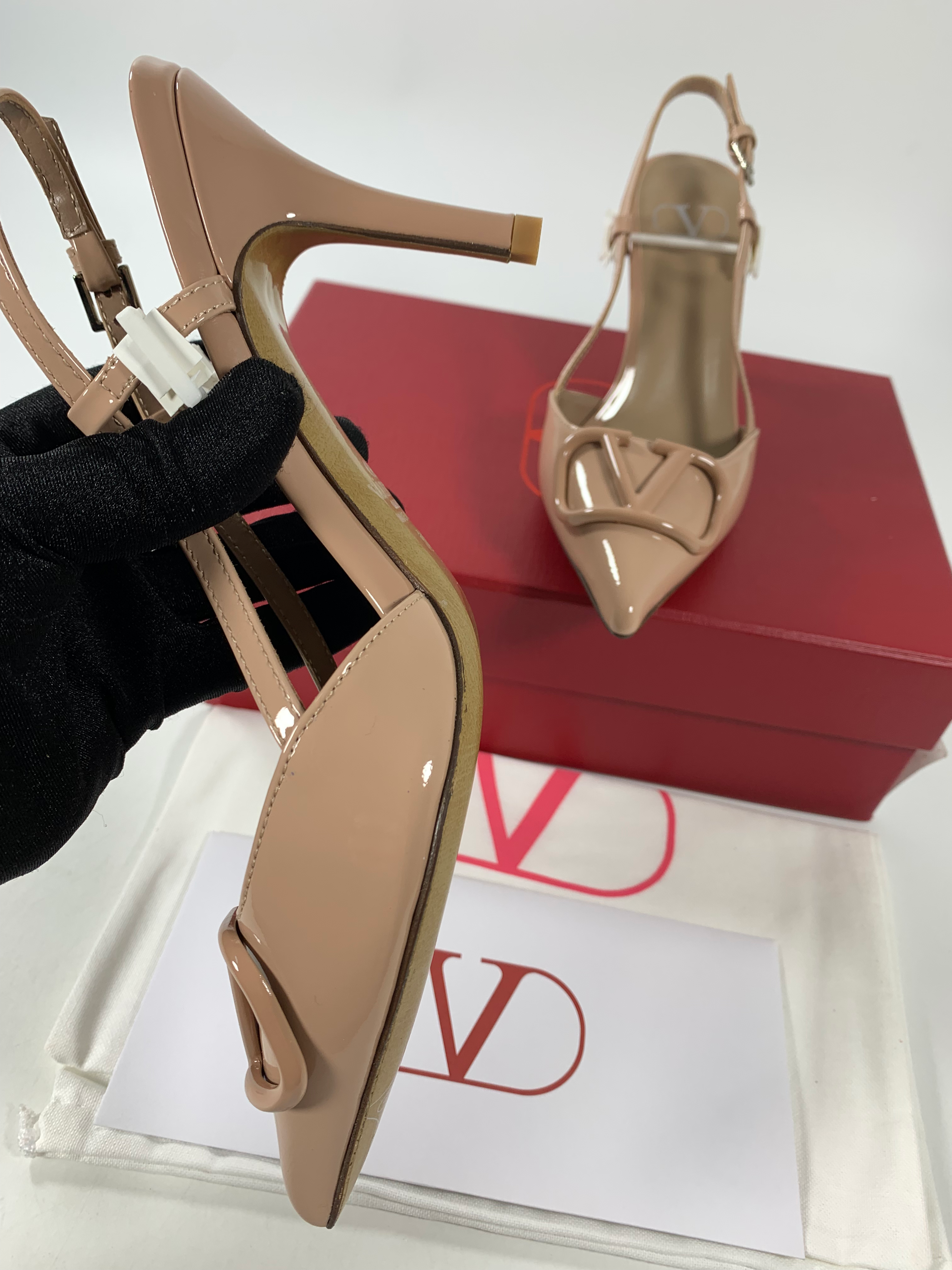 Nude V Slingback Pump 80 MM