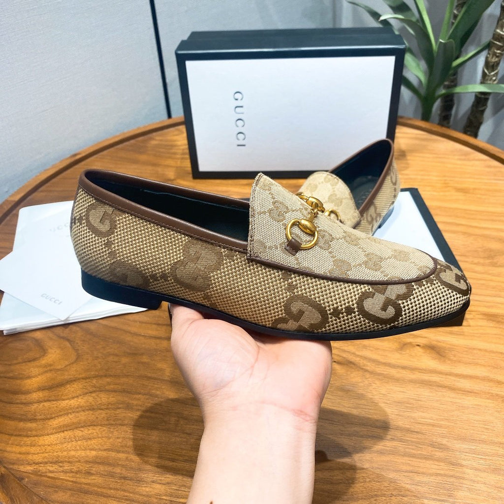 Camel GJ canvas loafer