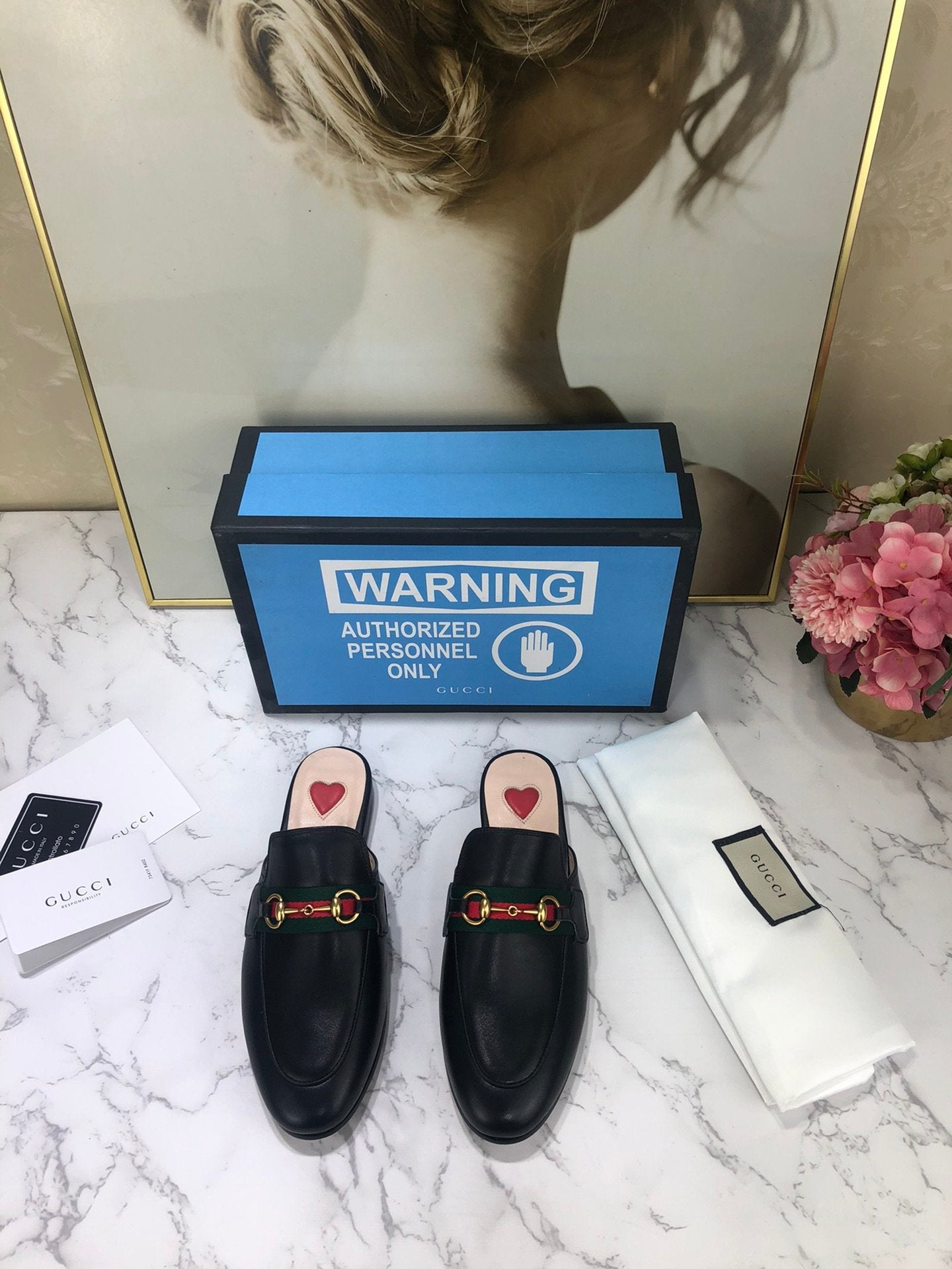 Black leather with tonal piping GP slipper
