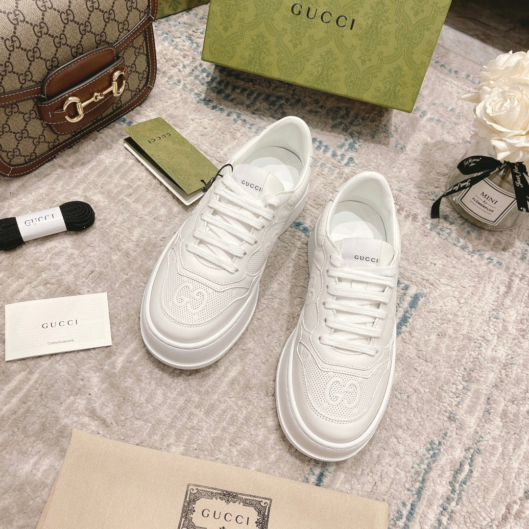 Women's White GG sneaker