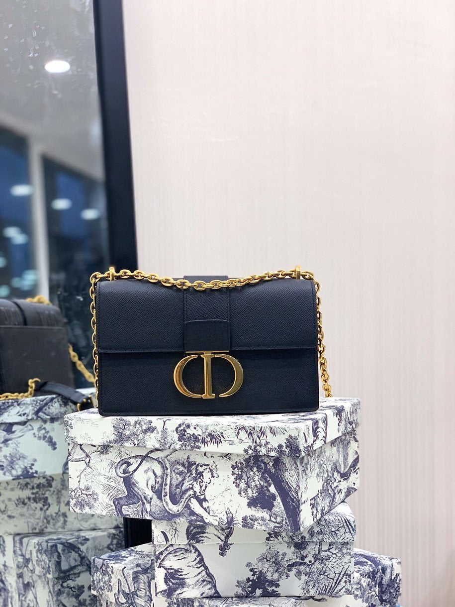 Black 30M stamped grain calfskin flap chain bag