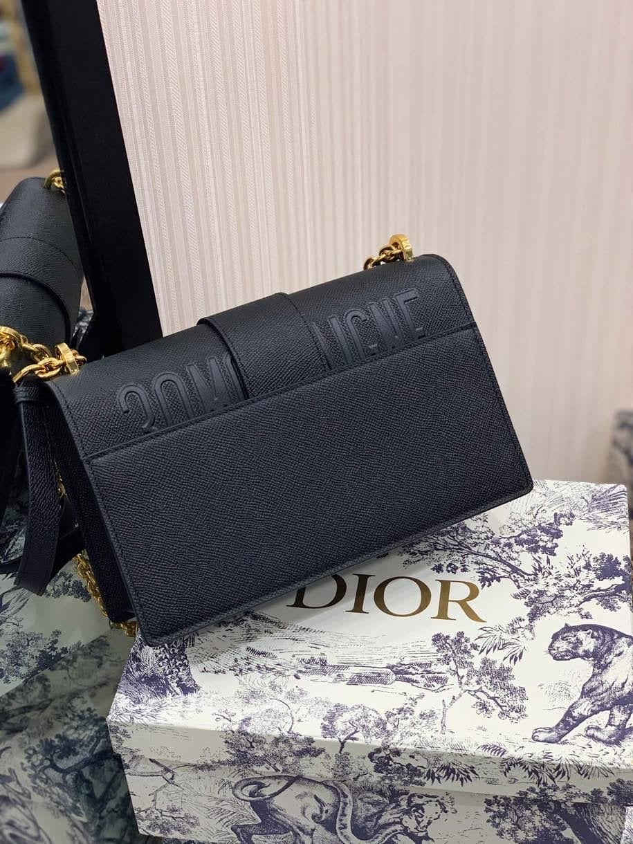 Black 30M stamped grain calfskin flap chain bag