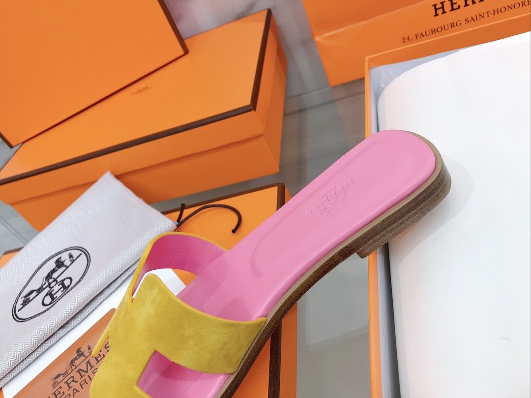 Jaune Sable HO sandal