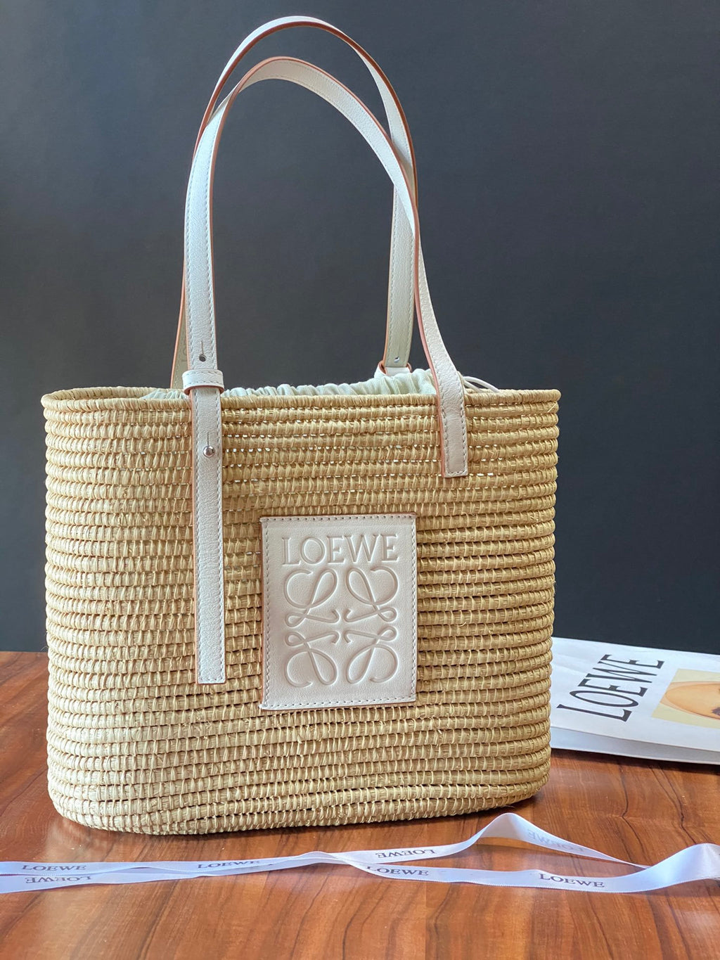 Natural & white raffia small square basket bag