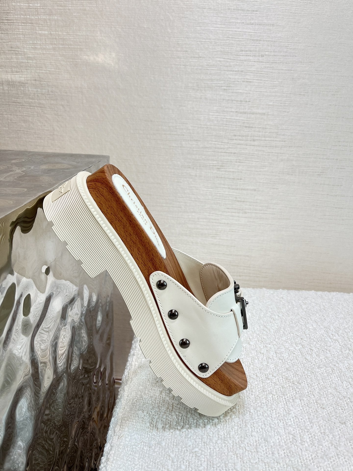 White DQ strap slide