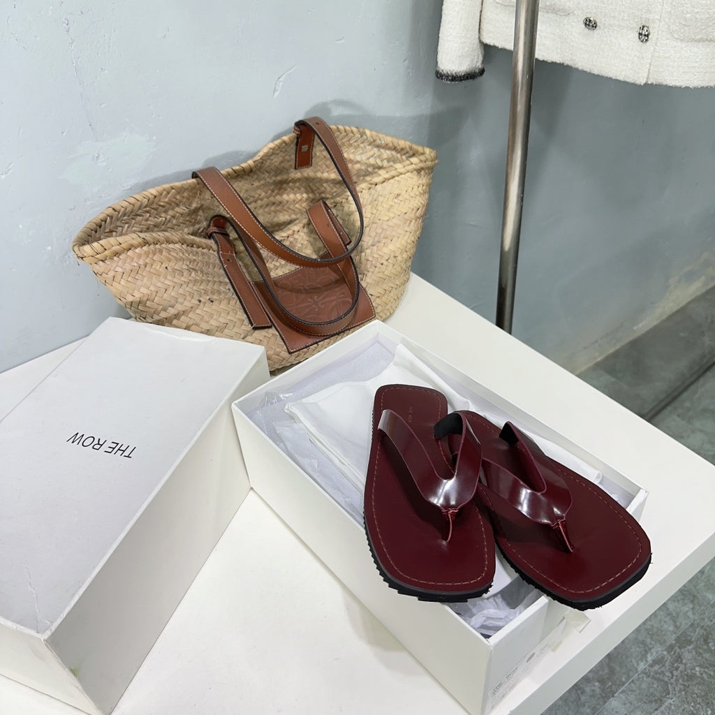 Bordeaux City Flip Flop