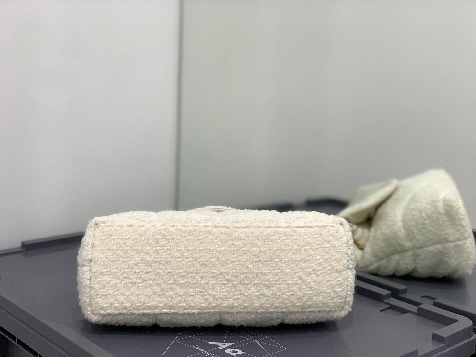 White tweed LP small bag