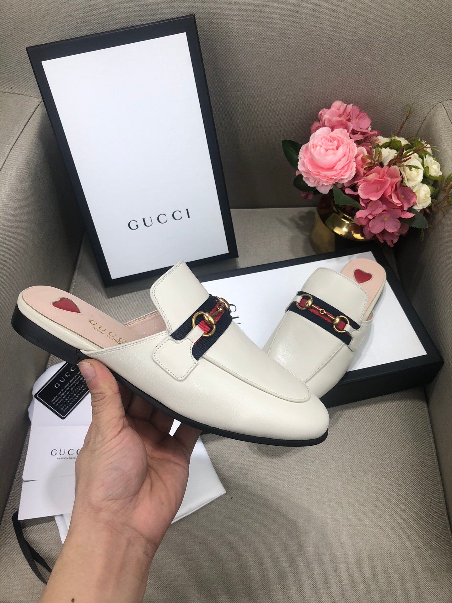 White leather with tonal piping GP slipper