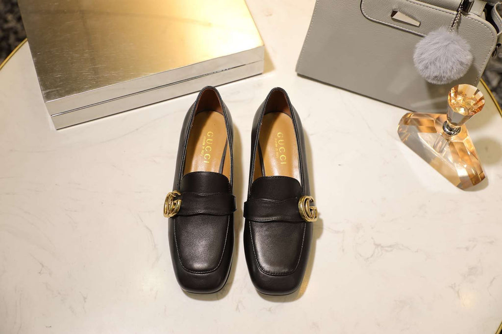 Black GM leather loafers