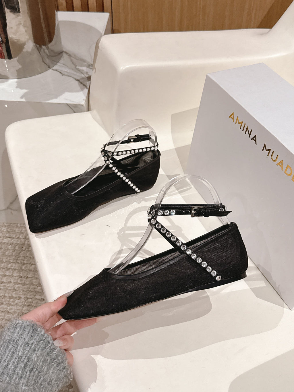 Black Ane Mesh Crystal Flat