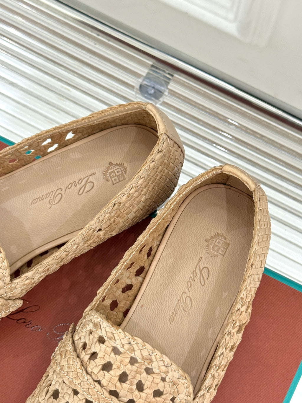 Natural Light Camel Leon Loafer