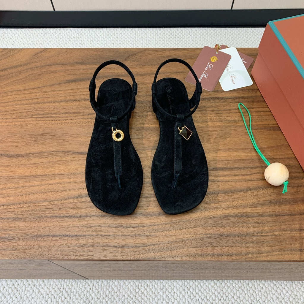 Black Mindil Sandal