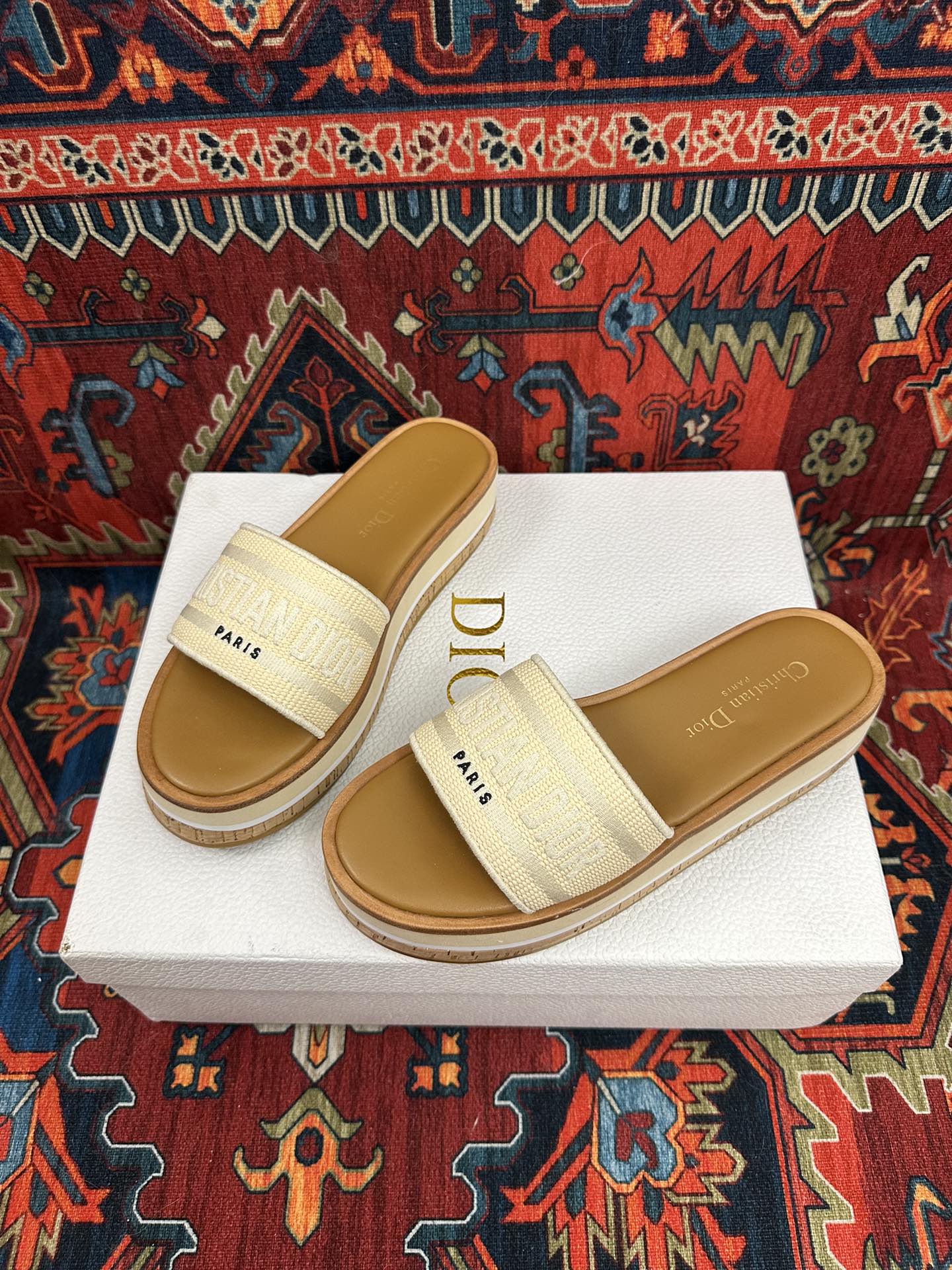 Natural Raffia & White Embroidered DD Platform Slide