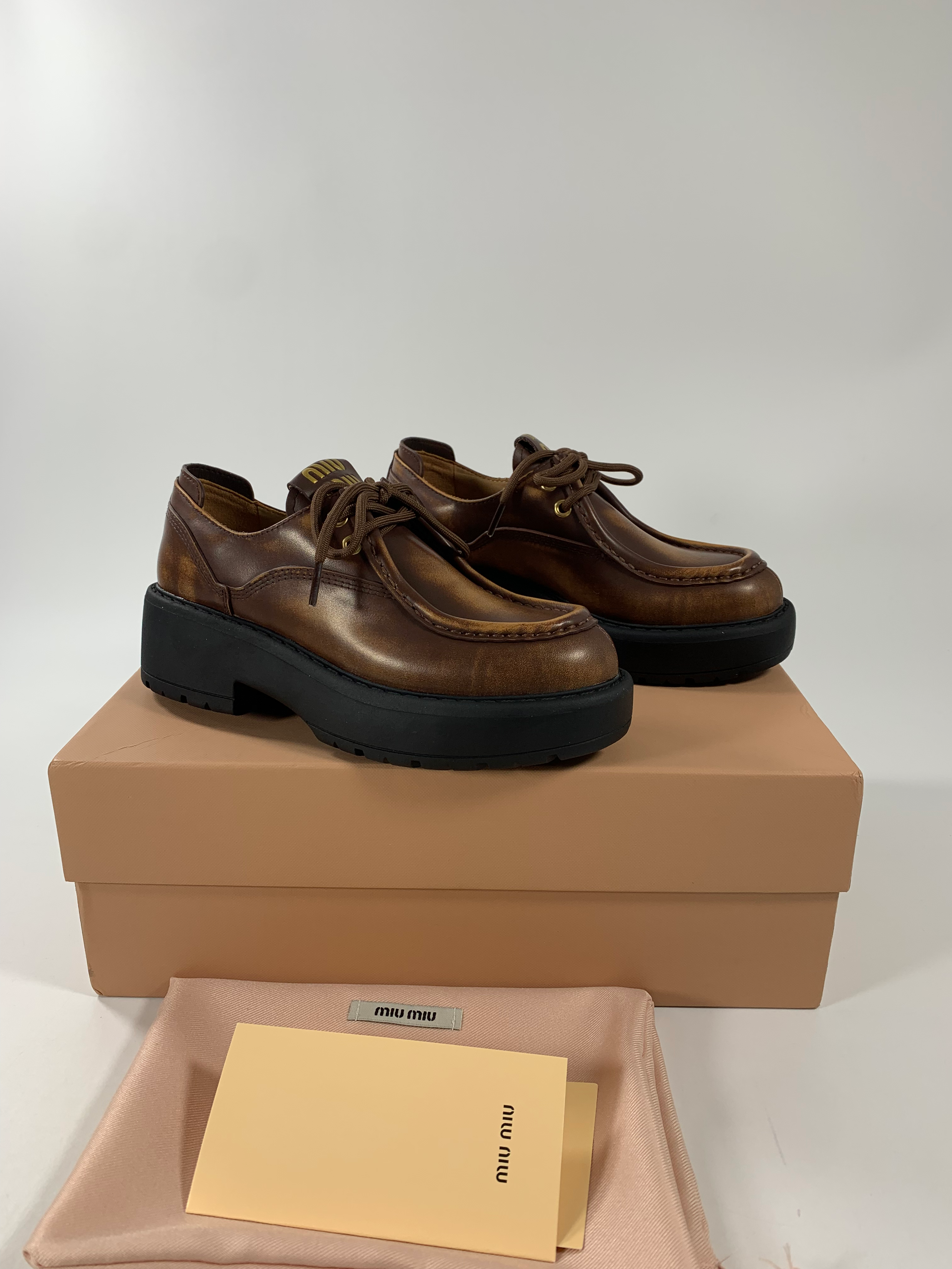 Sienna Laced Leather Shoes