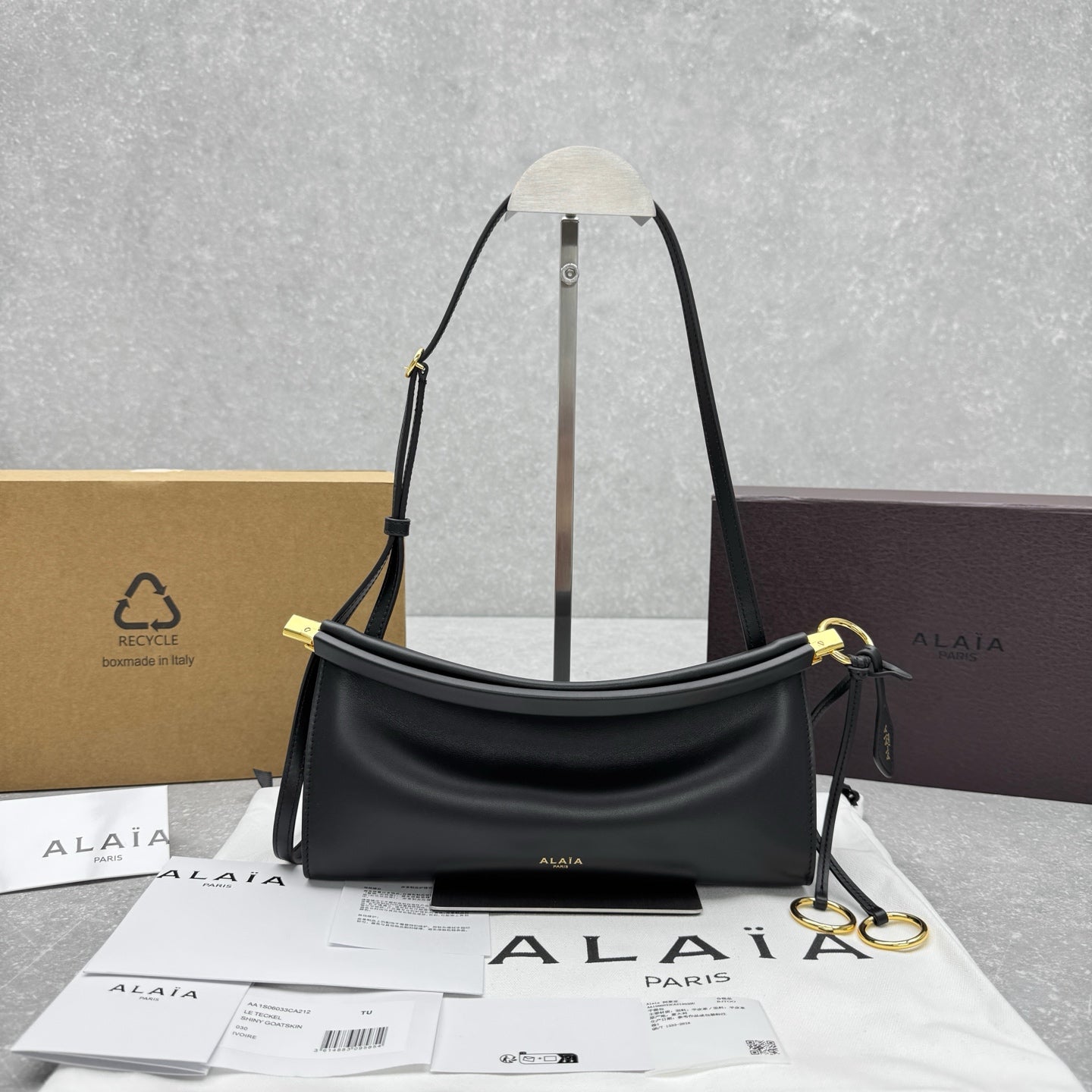 Black Le Click East West Small Bag