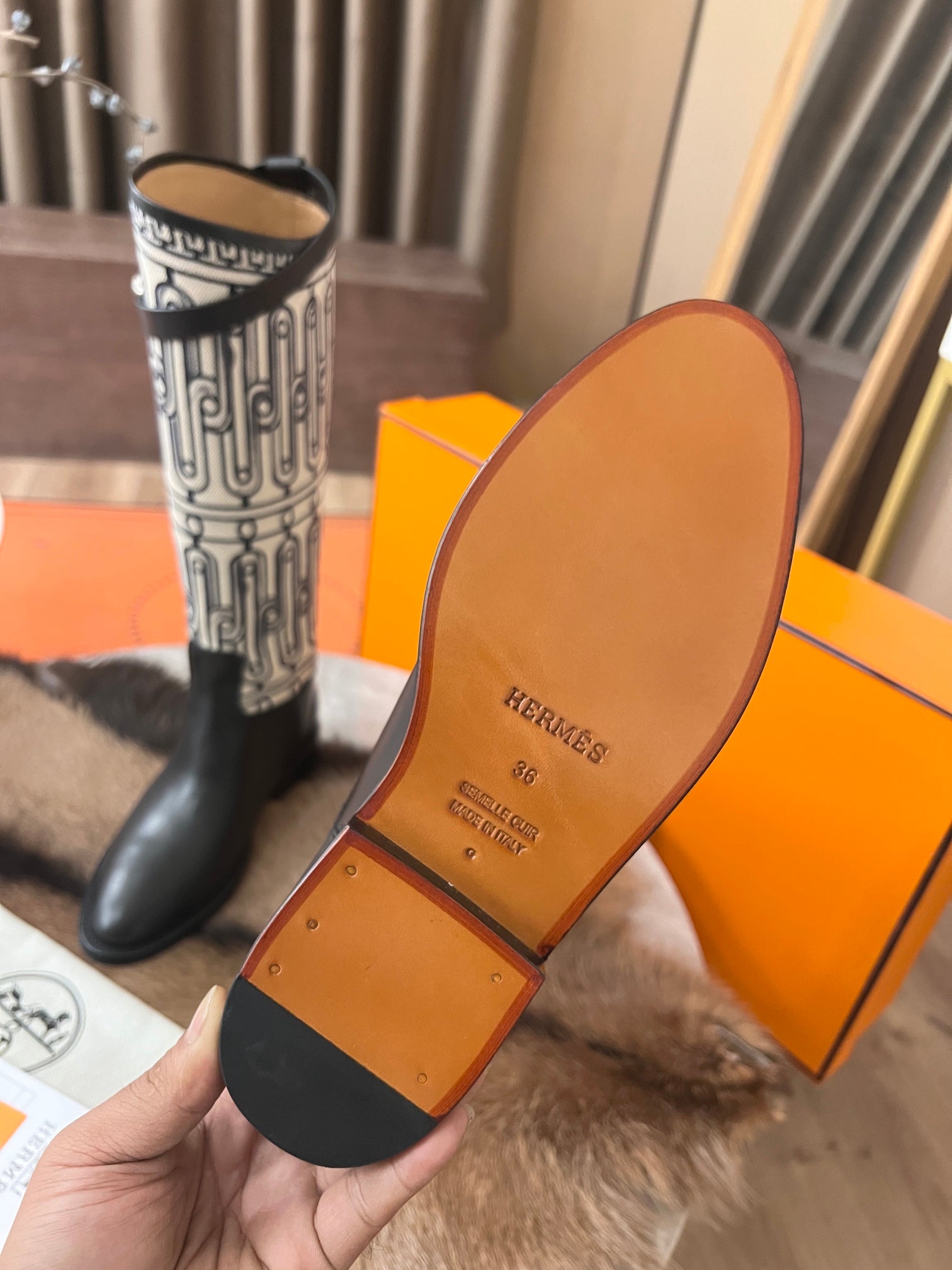 Prunoir / Noir Jumping Boot