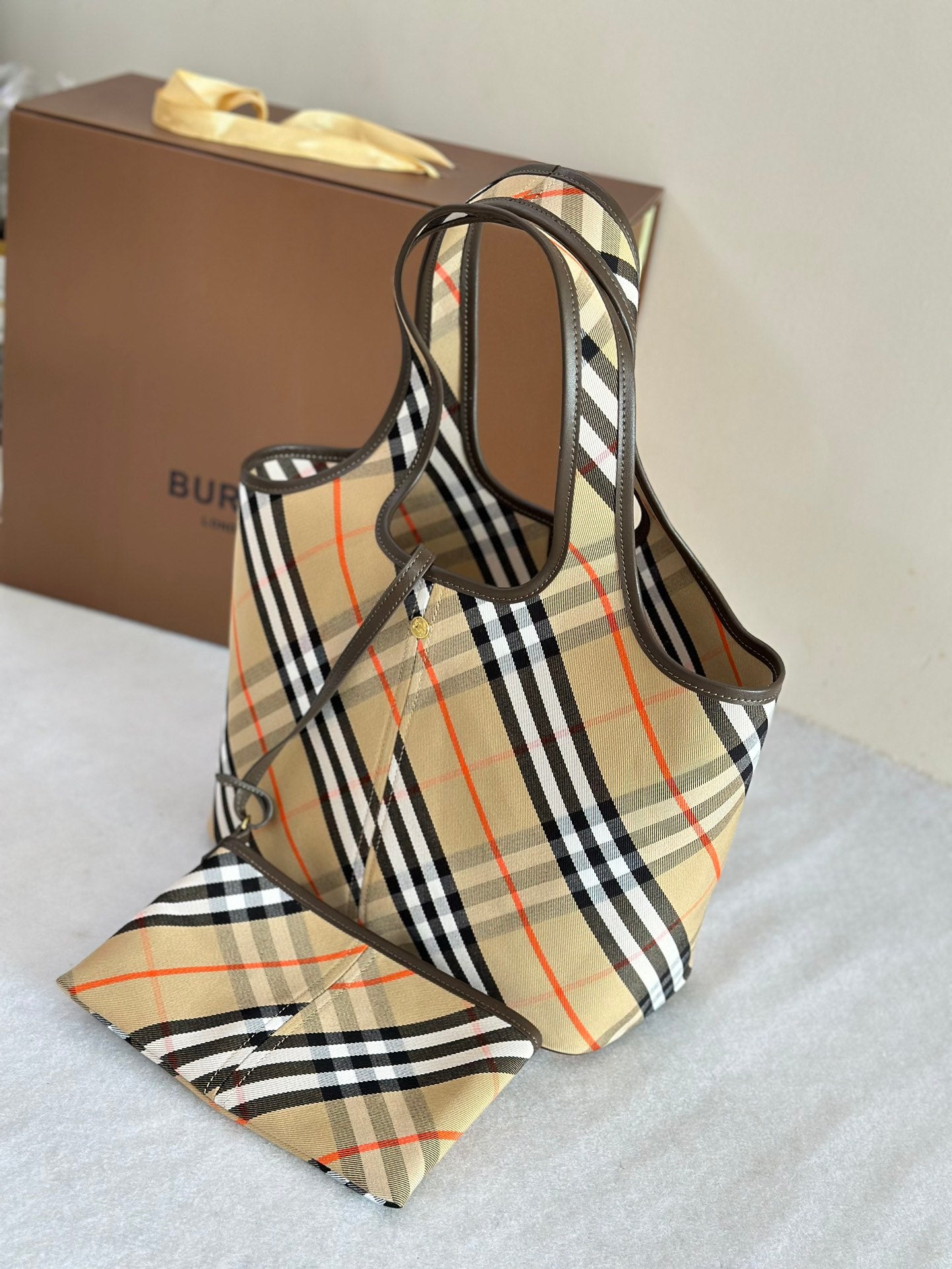 Sand Small Check Tote