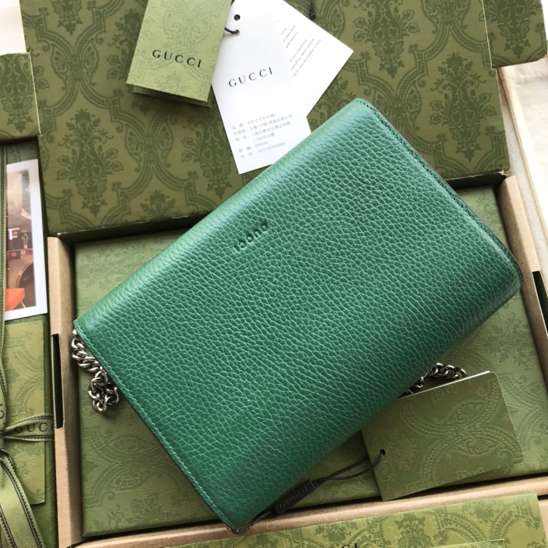 Emerald green DG mini leather chain wallet