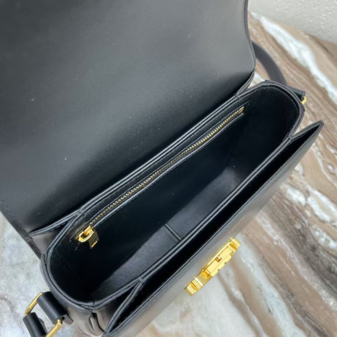 Black Teen Triomphe Bag