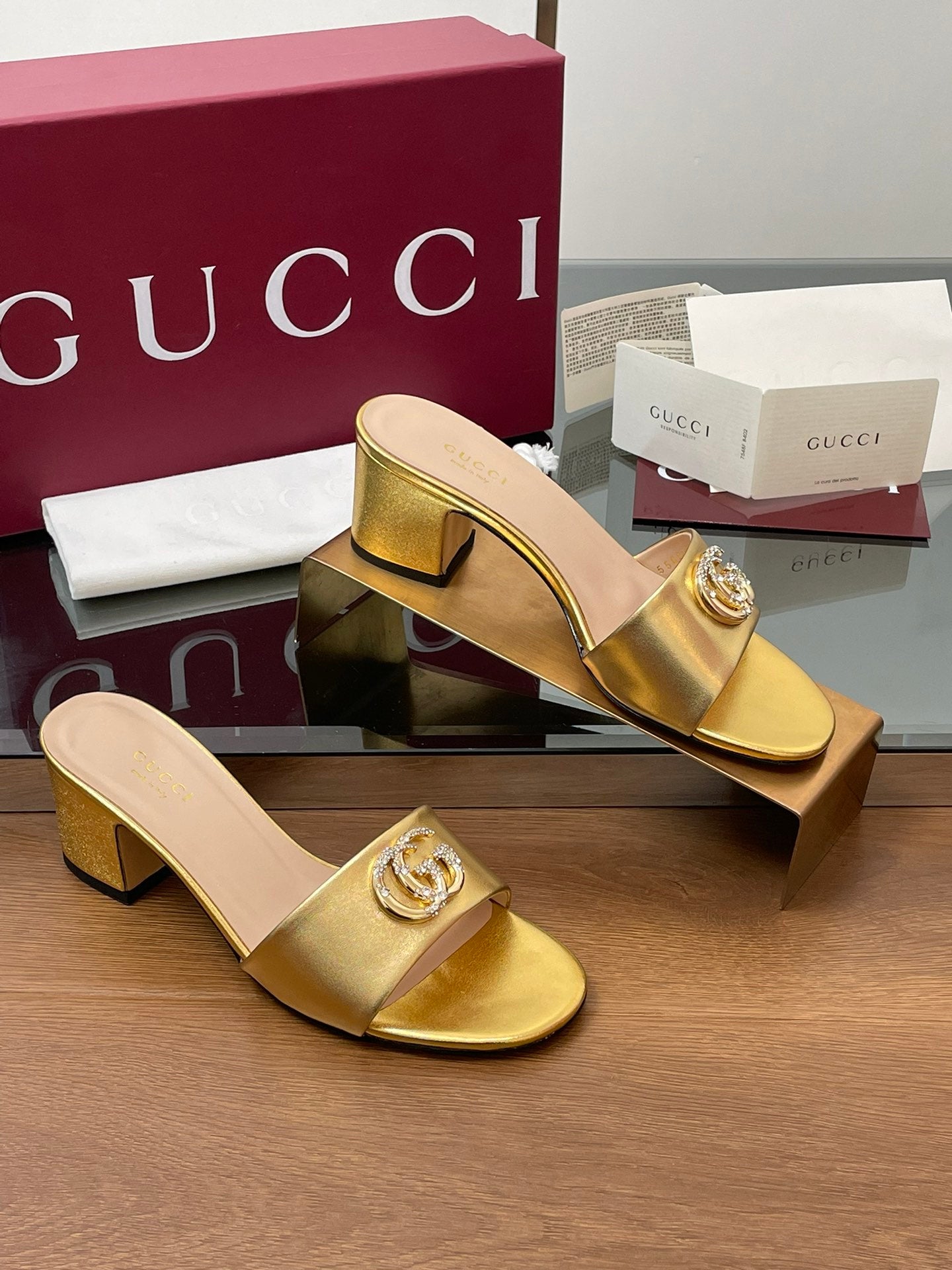 Gold Nojum Slide Sandal
