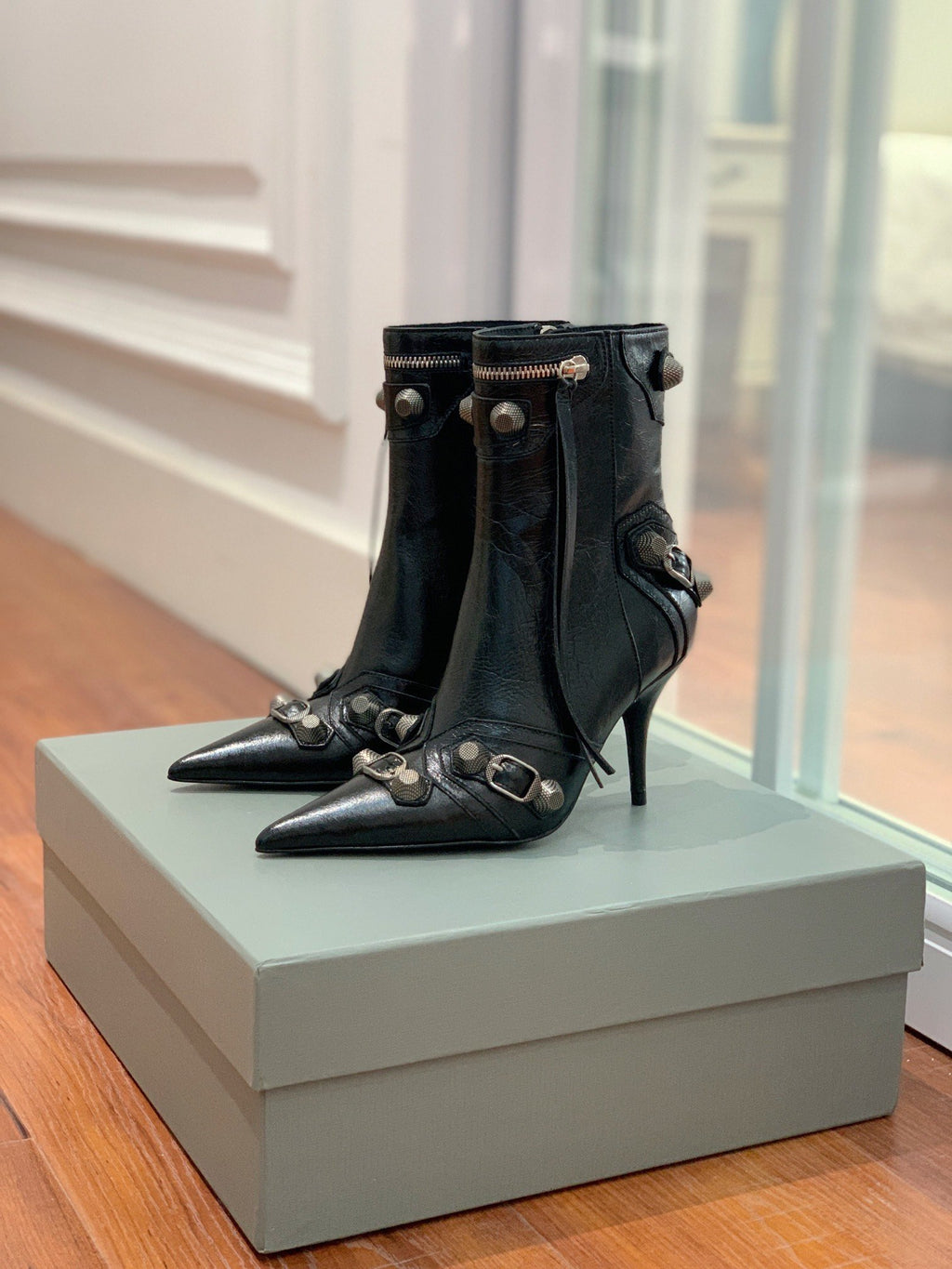 Black BC 90mm bootie