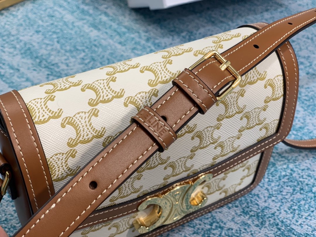 White CT triomphe bag