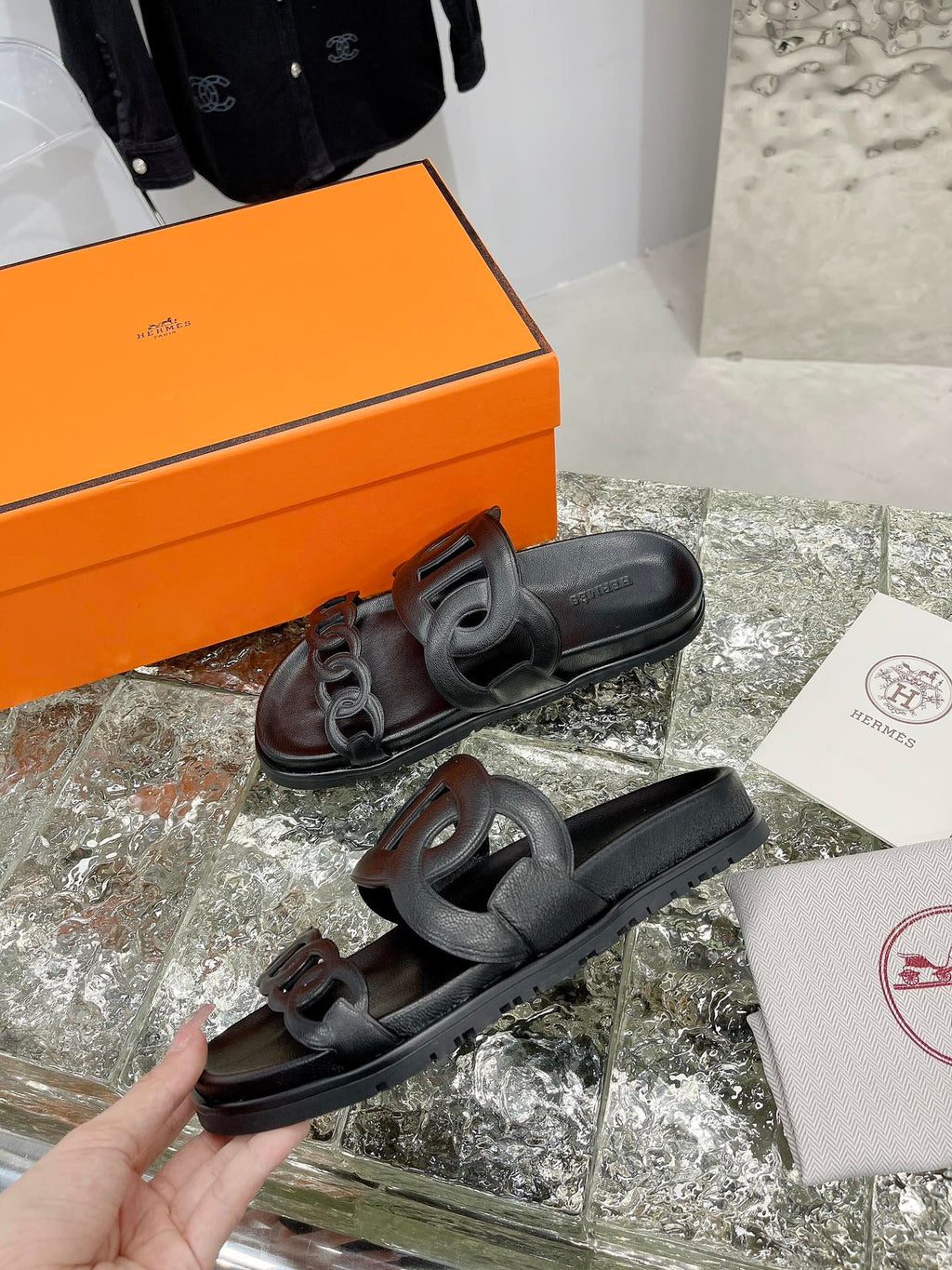 Black HE sandal