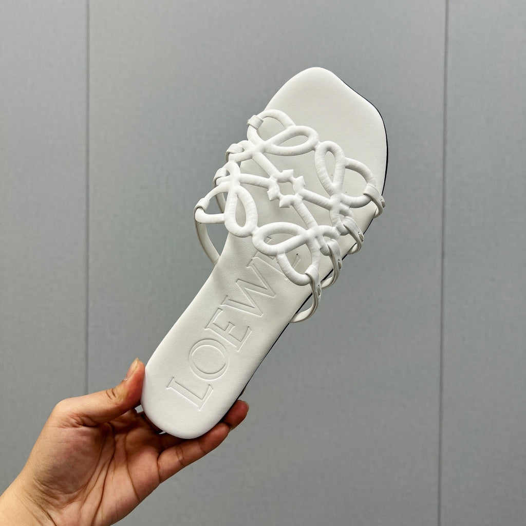 White Petal Anagram Slide