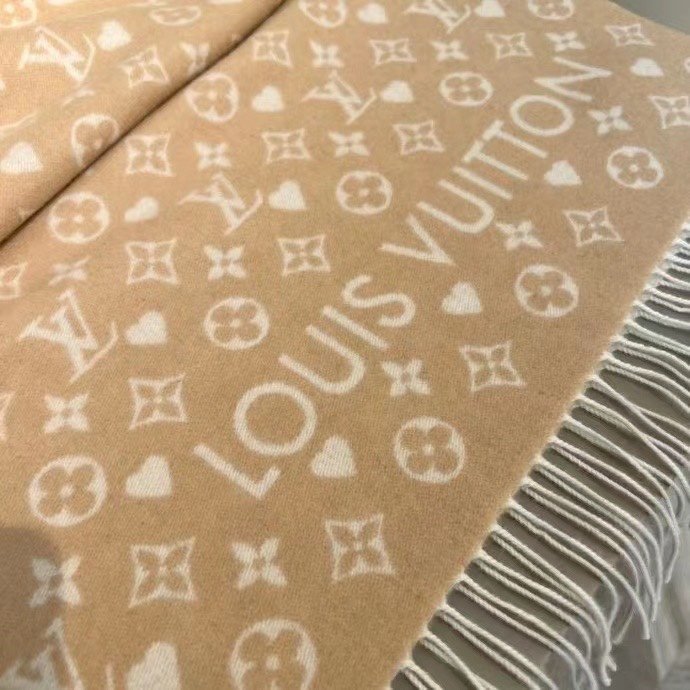Beige GO scarf
