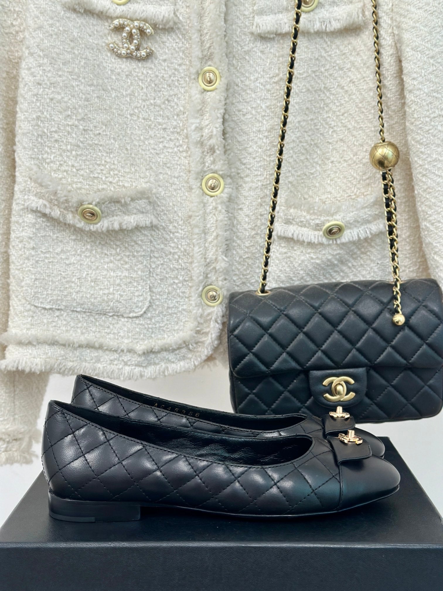 Black C Ballet Flats