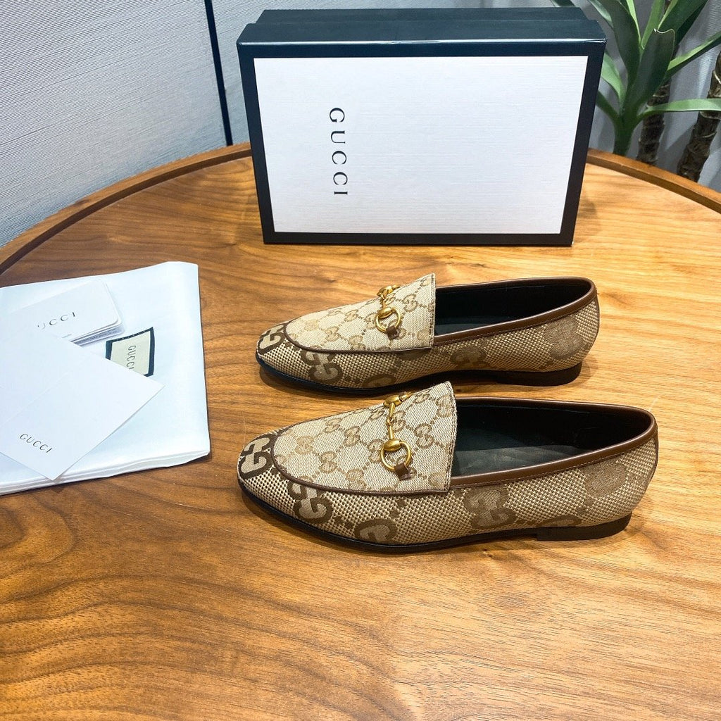 Camel GJ canvas loafer