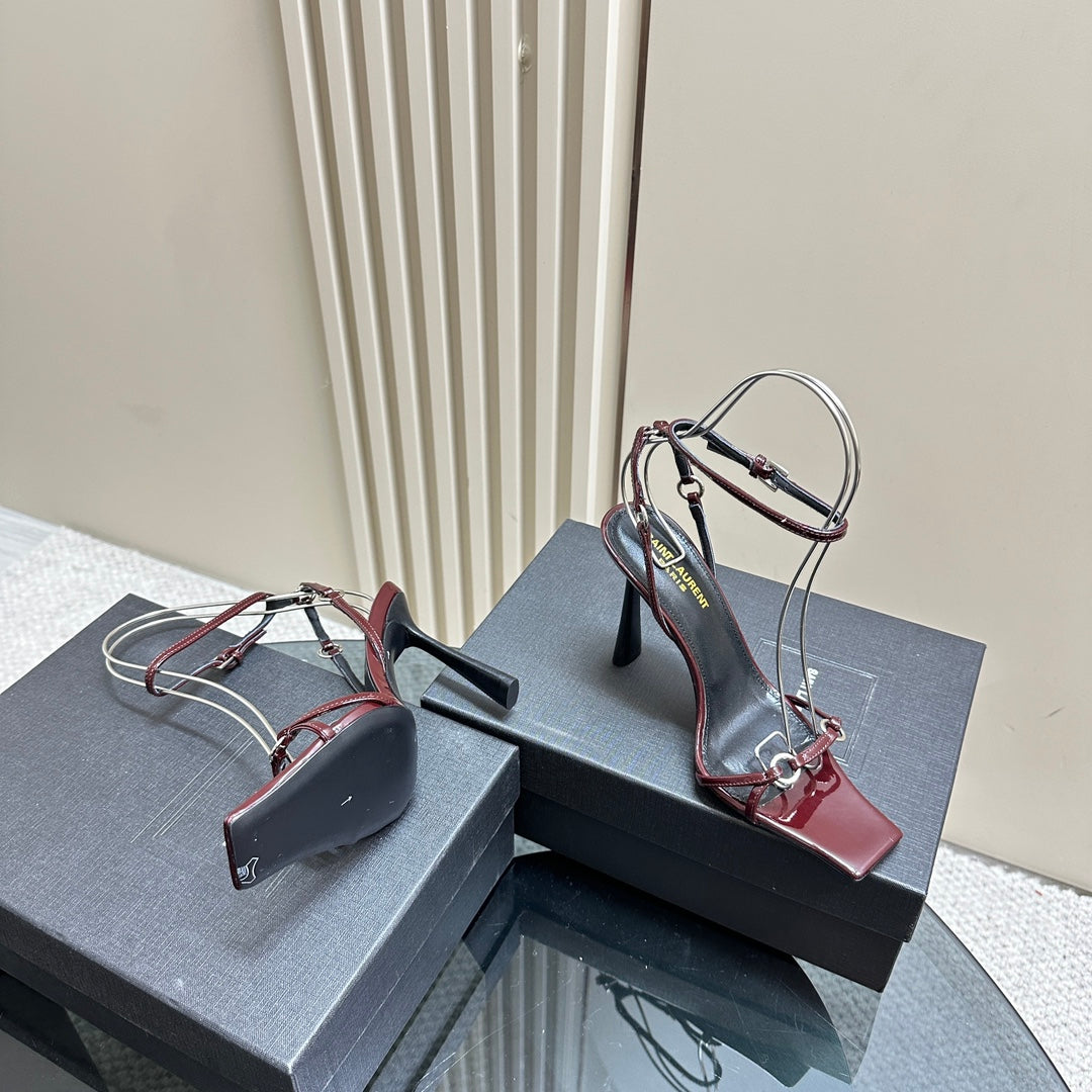 Deep Bordeaux YN Sandals In Patent Leather